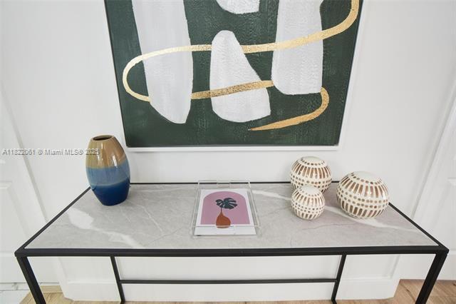 Building Photo - 1200 Brickell Bay Dr