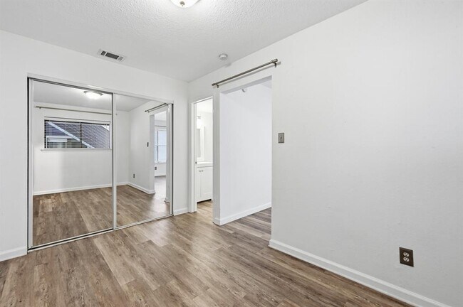 Building Photo - 2500 Burleson Rd