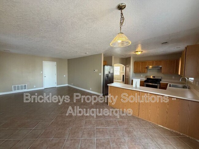 Building Photo - 10527 Brookline Pl NW