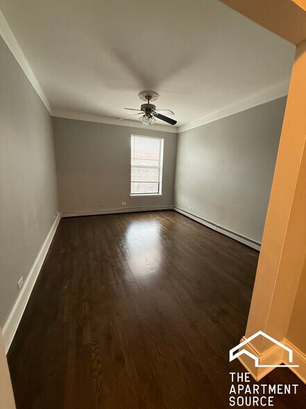 Building Photo - 368 E 59th St