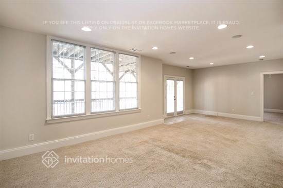 Building Photo - 137 Starwood Ln