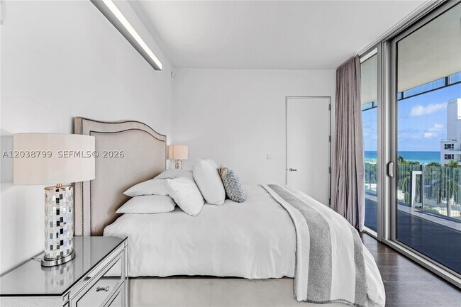 Building Photo - 120 Ocean 700