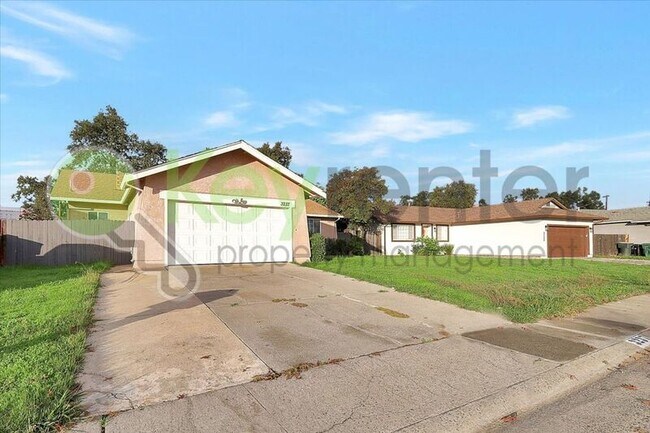 Building Photo - 3237 Irvindale Way