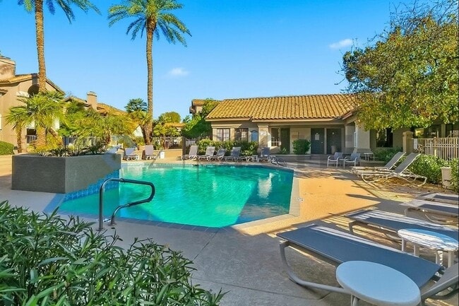 Building Photo - 9600 N 96th St