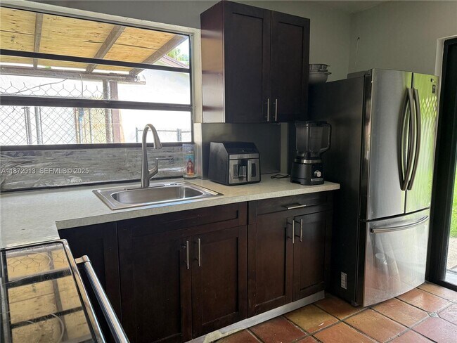 Building Photo - 11754 SW 133rd Ct