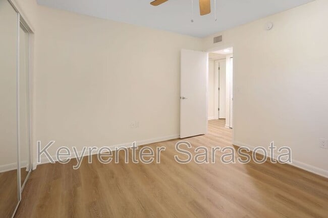 Building Photo - 4946 25th St W