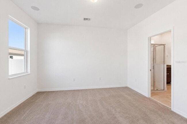 Building Photo - 2824 Neverland Dr