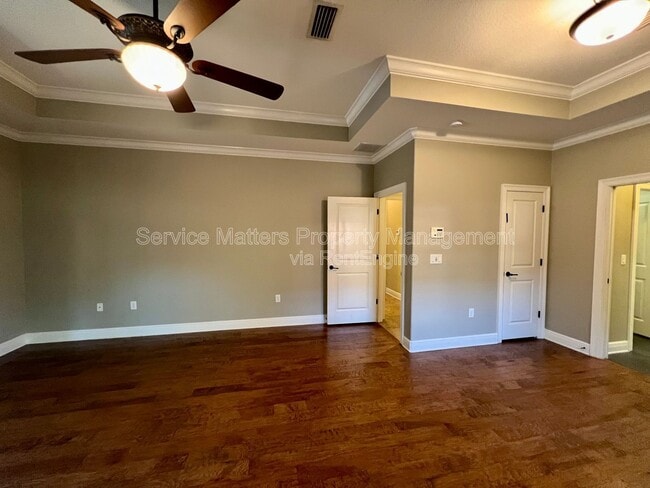 Building Photo - 2926 Greystone Dr