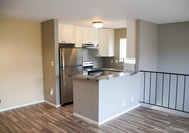 Building Photo - 1225 S Oneida St