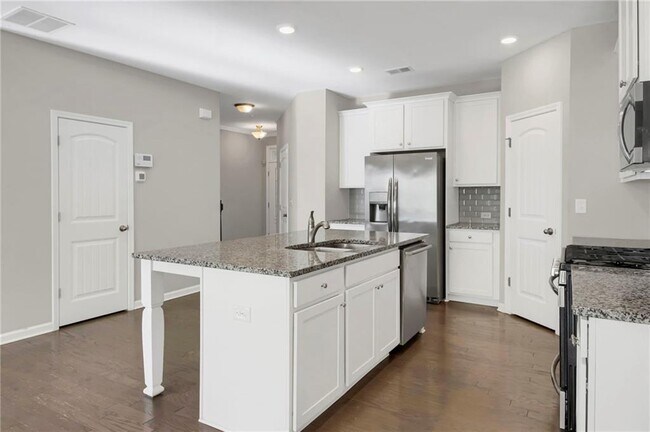 Building Photo - 811 Mason Grove Pkwy