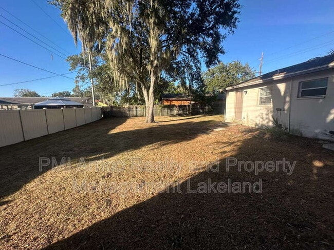 Building Photo - 4135 Old Rd 37