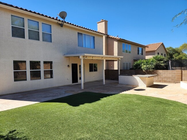 Building Photo - 7775 E Castle Valley Way