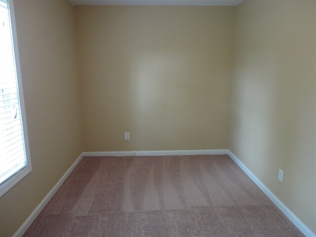 Building Photo - 412 Lokeys Ridge Rd