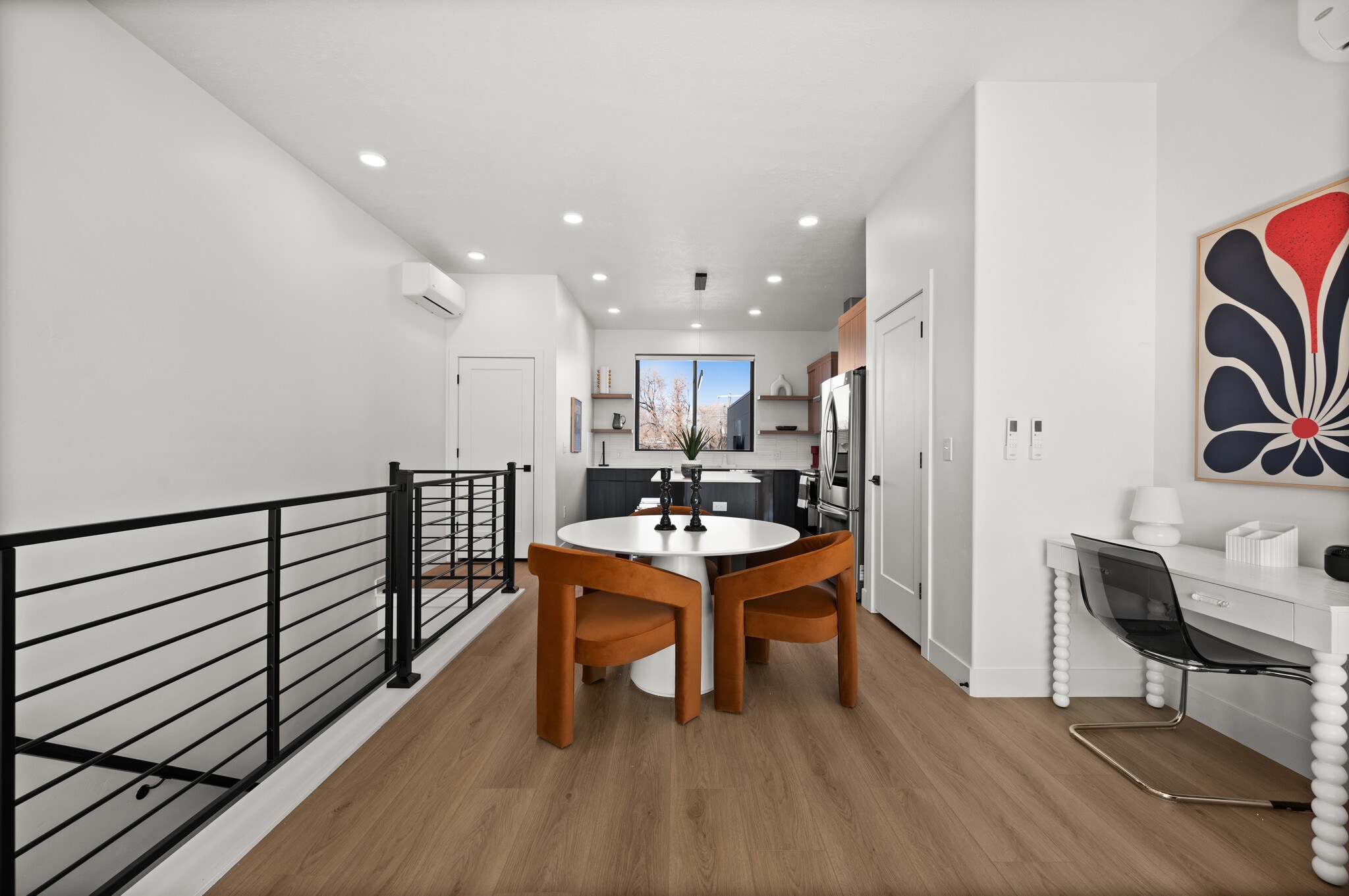 Dining - 847 S 800 E