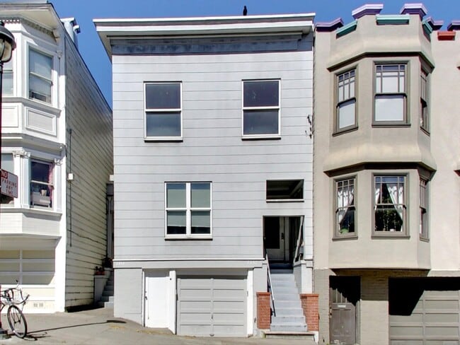 Building Photo - 1351-1353 5th Avenue (1233r)