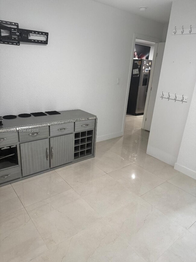 Building Photo - 1152 NW 2nd St