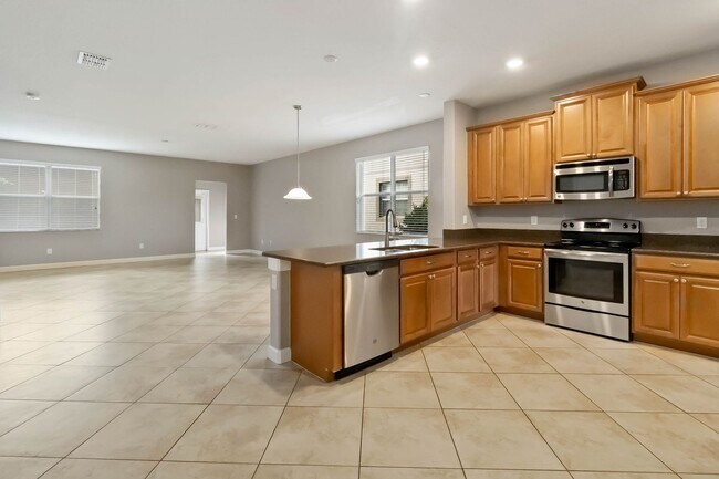 Building Photo - MOVE IN SPECIAL- 3/2.5 Beautiful Energy Ef...