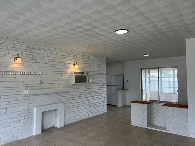 Building Photo - 2201 N 57th Ave