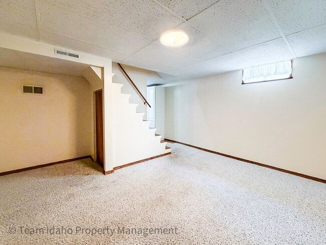 Building Photo - 1203 S Logan St