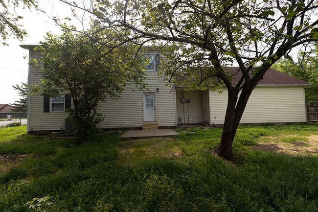 Building Photo - 4836 Meadow Lark Ln