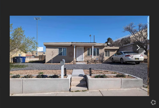 Building Photo - 1801 Sunshine Terrace SE