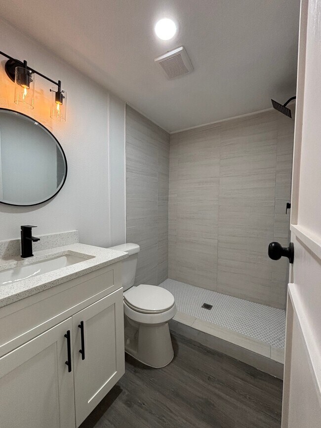 Building Photo - 19856 Old Hwy 105 E