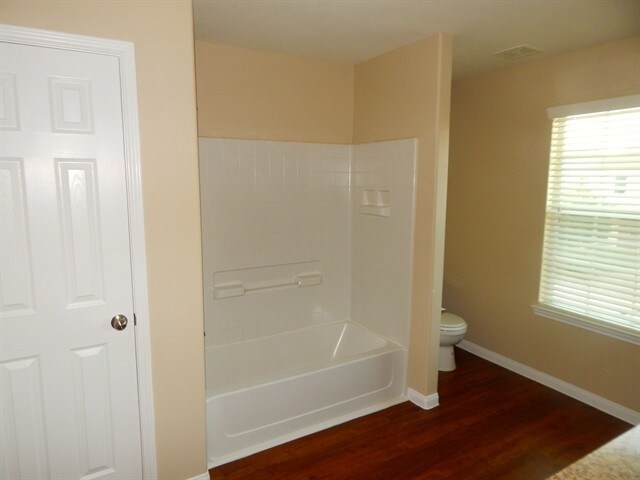 Building Photo - 847 Darbydale Crossing Ln