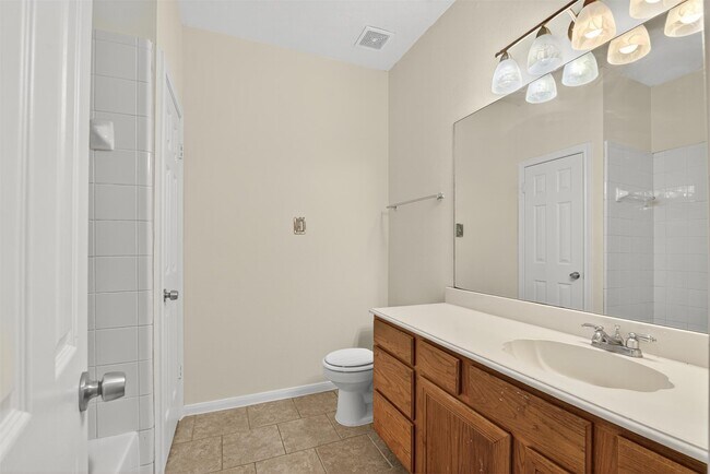 Building Photo - 4227 Meadowchase Ln