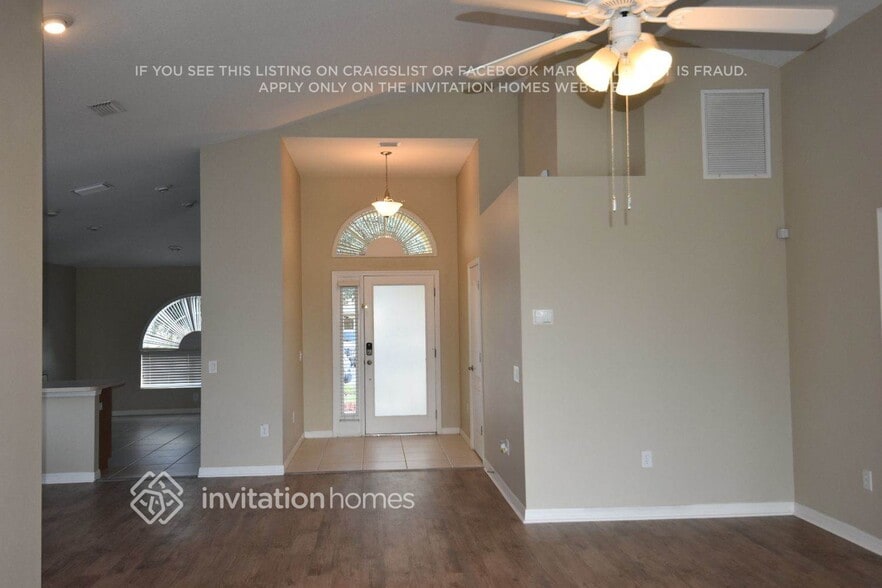 Building Photo - 8124 Alamosa Wood Ave