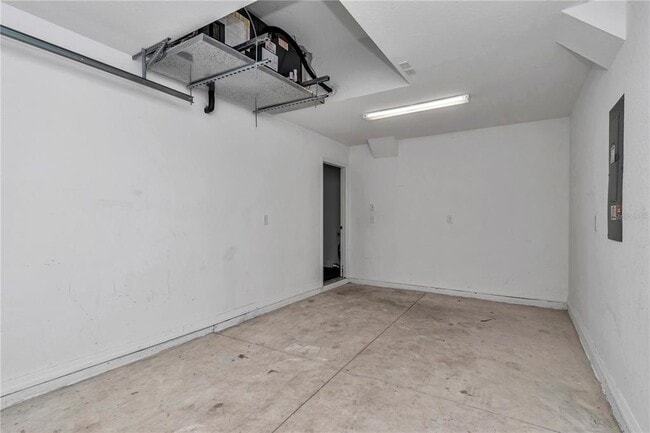 Building Photo - 5936 NW 56th Pl