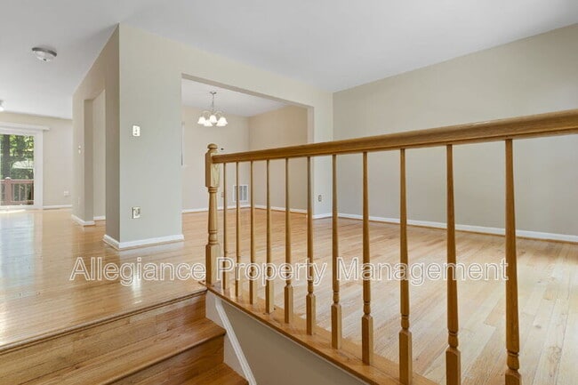 Building Photo - 8073 Morning Meadow Ct