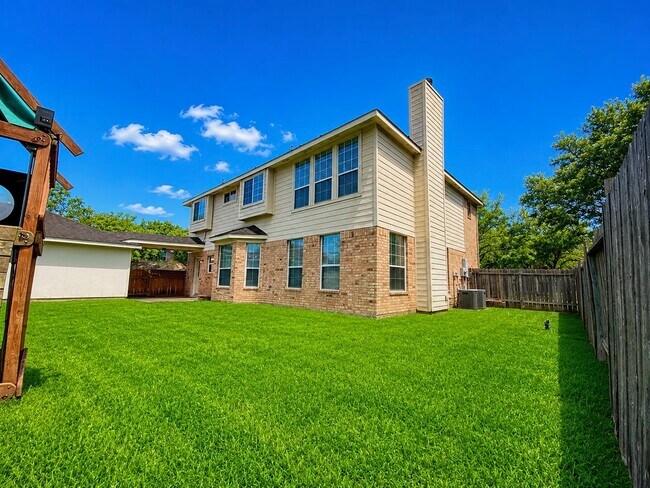 Building Photo - 6315 Holly Canyon Ct