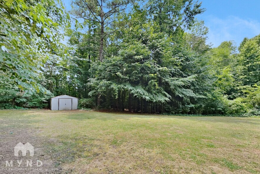 Building Photo - 589 Spaniel Ln