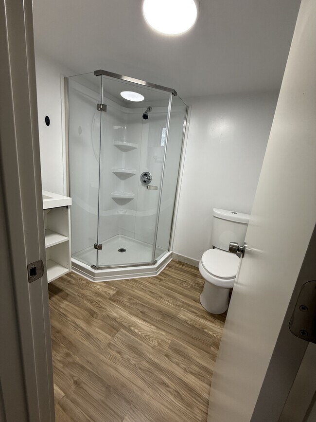 Building Photo - 1214 500 N