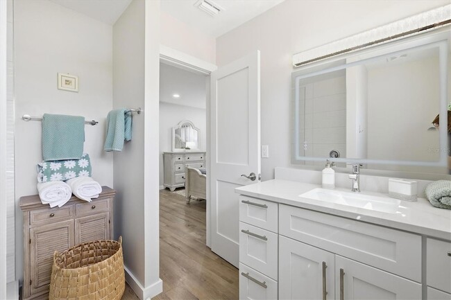 Building Photo - 5247 Carmilfra Dr