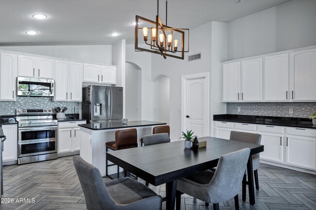 Building Photo - 9558 W Harmony Ln