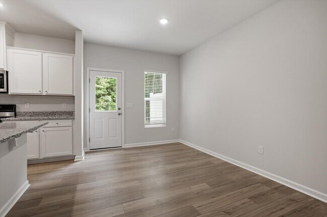 Building Photo - 103 Verlands Way