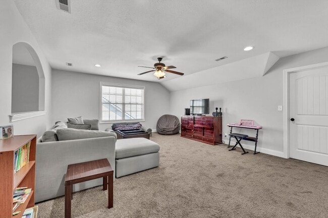 Building Photo - 213 John Duke Tyler Blvd