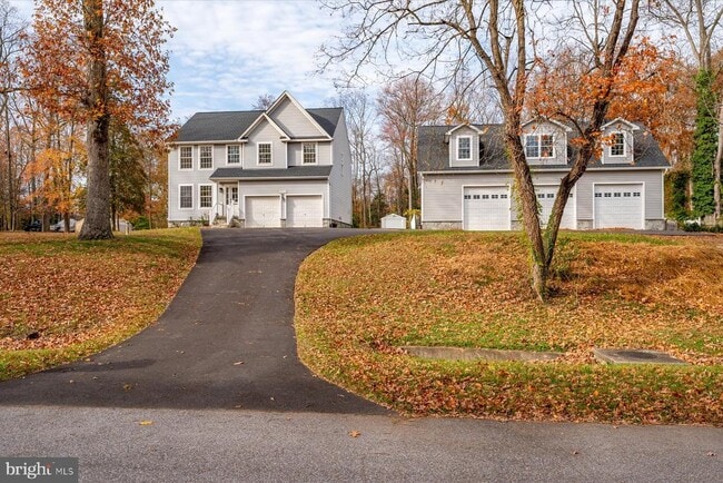 Building Photo - 2942 S Haven Dr