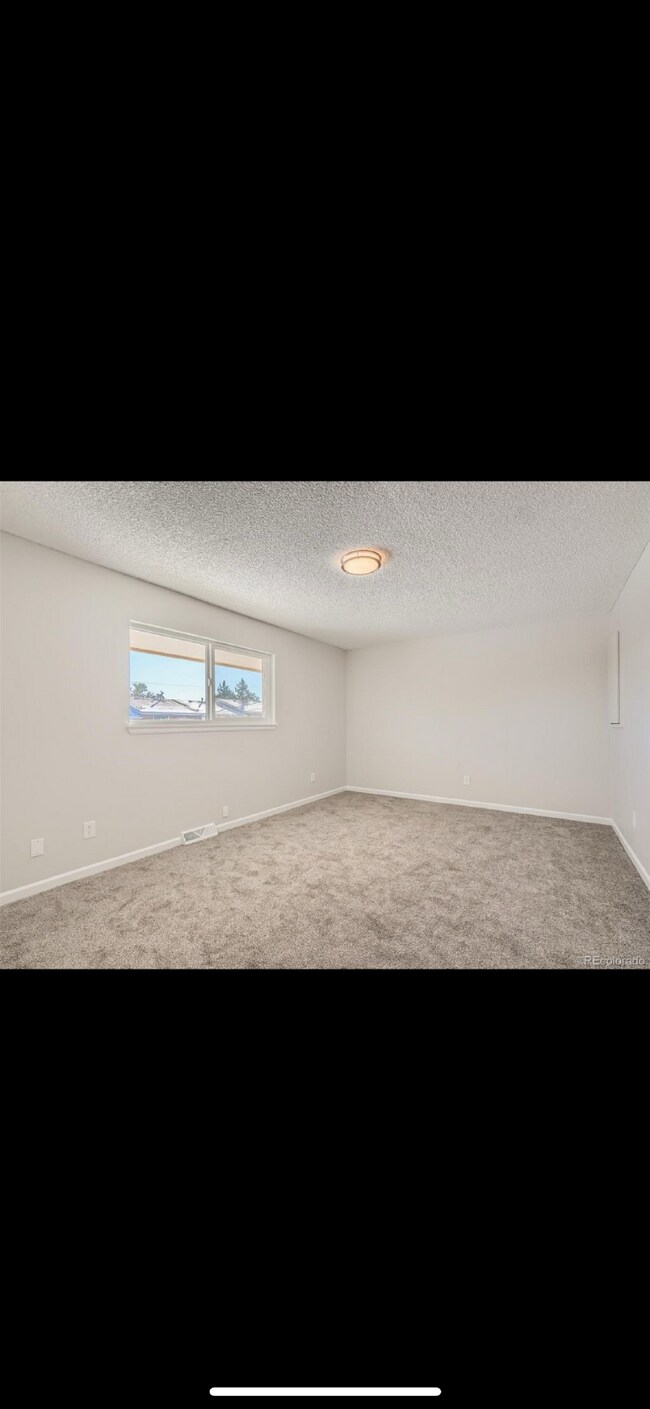 Building Photo - 1046 W 88th Ave