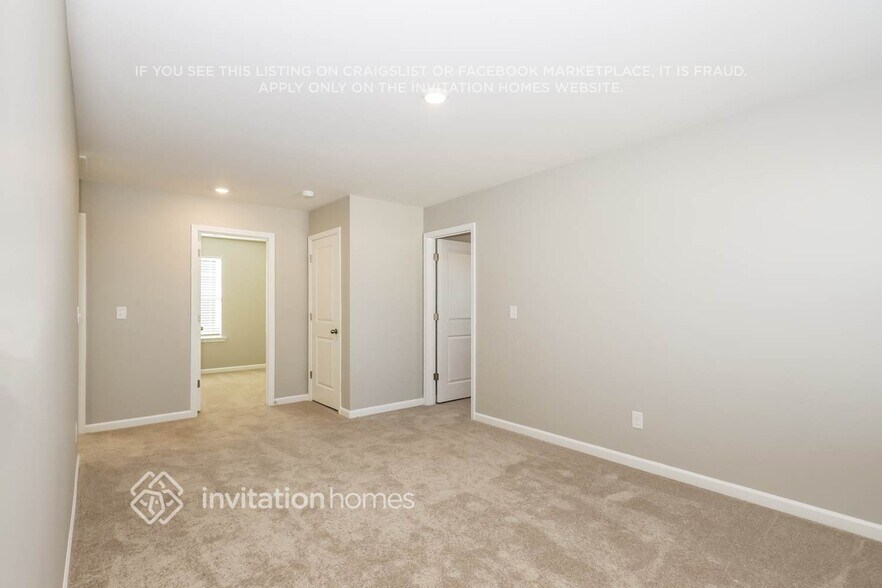 Building Photo - 521 Almere Dr