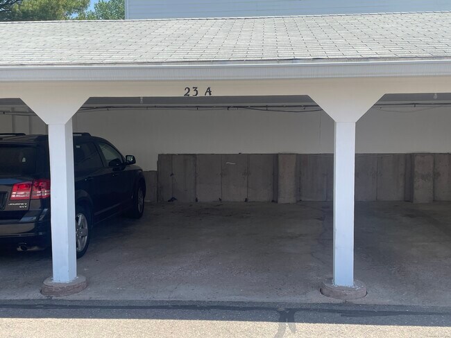 Building Photo - 23 Esquire Dr