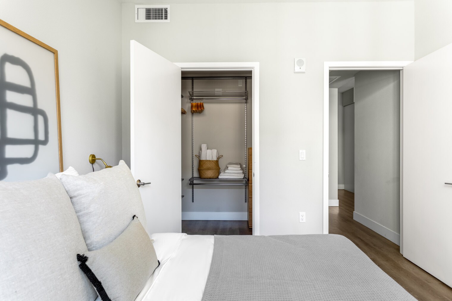 Building Photo - 441 El Camino Real