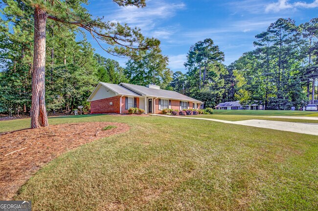 Building Photo - 105 Belle Dr