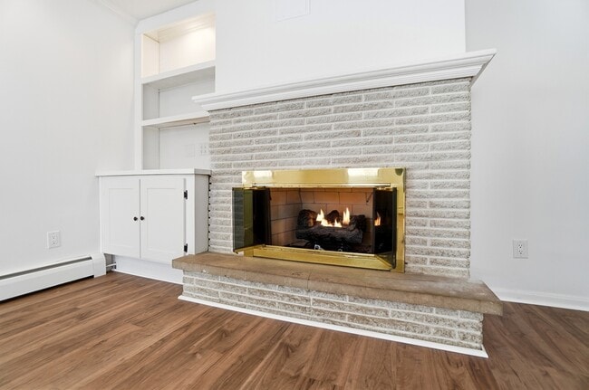 Building Photo - 7214 Winnebago Dr