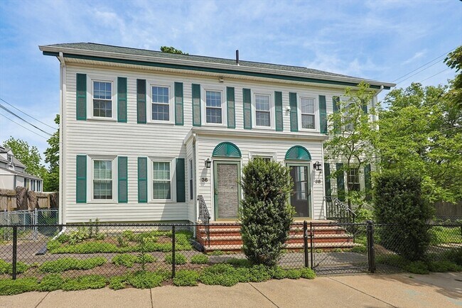 Building Photo - 36 Albion St