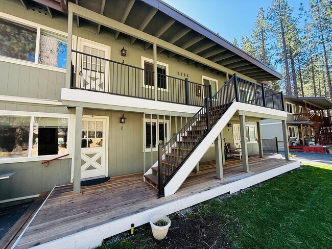Building Photo - 2 bed 1 bath unit for rent in South Lake T...