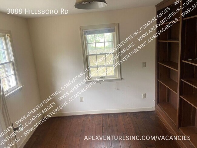 Building Photo - 3088 Hillsboro Rd