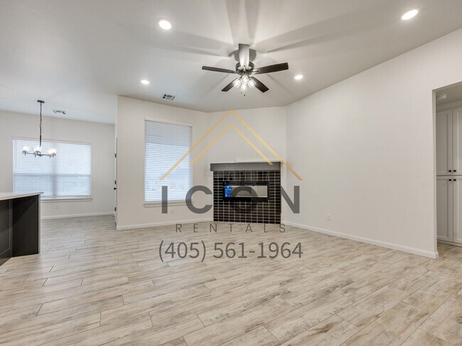 Building Photo - 5109 SE 85th St