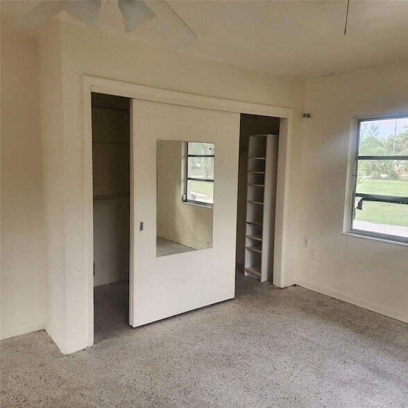 Building Photo - 1870 Pax Duces Rd